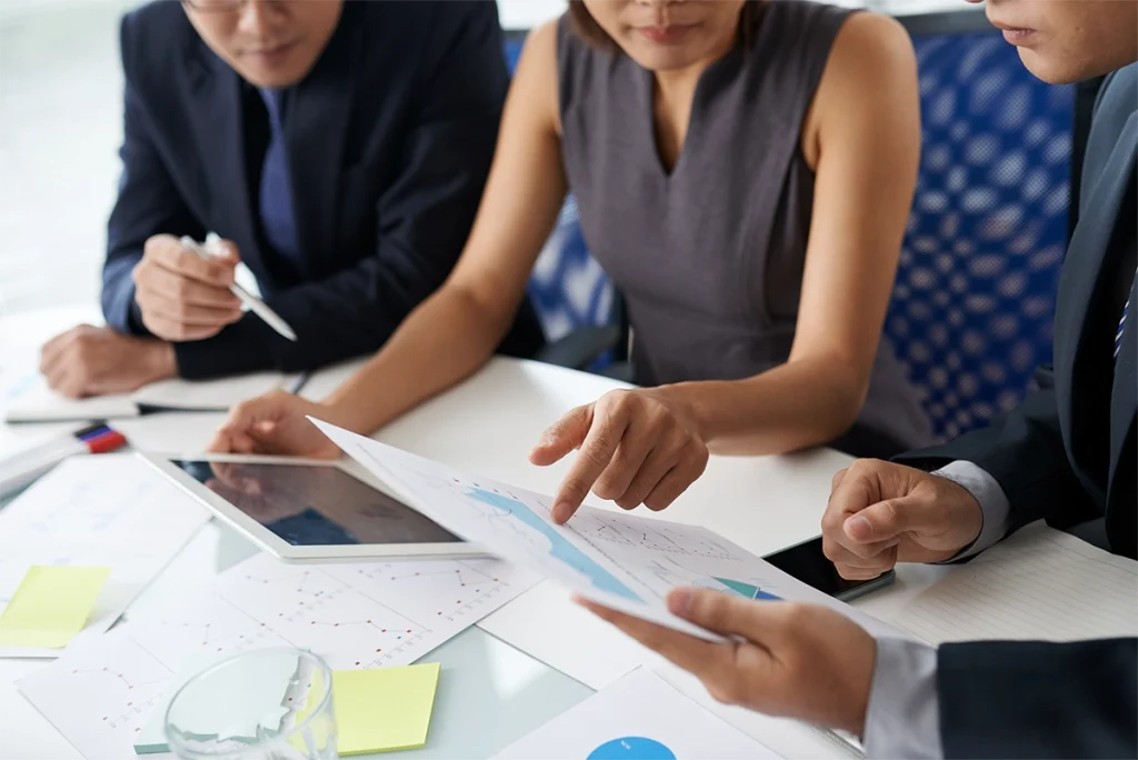 Équipe chargée du marketing numérique de l'agence Sembi à Bilbao